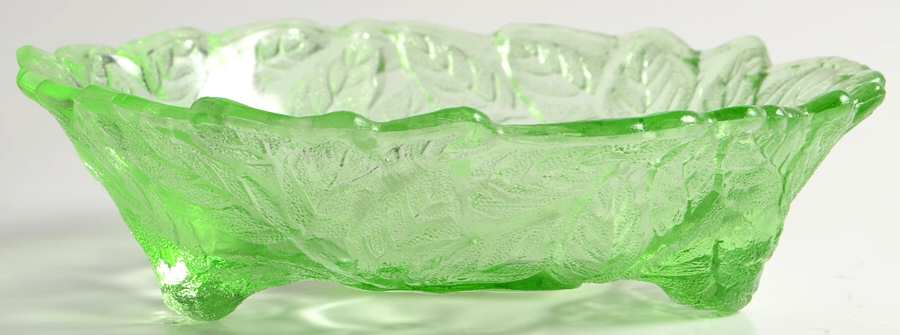 Avocado Green 6" Round Relish by Indiana Glass-1