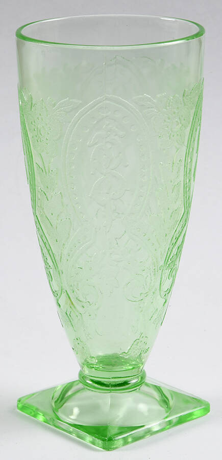 Horseshoe Green 12 Oz Footed Tumbler by Indiana Glass-1