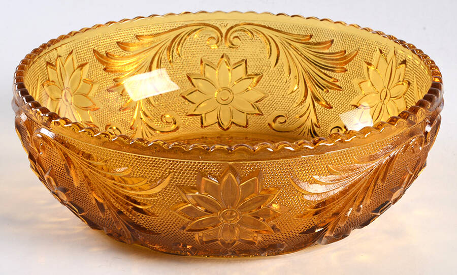 Sandwich Amber 6" Round Bowl by Indiana Glass-1