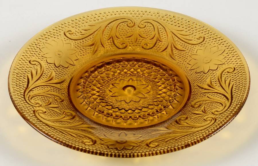 Sandwich Amber 6" Sherbet Plate by Indiana Glass-1