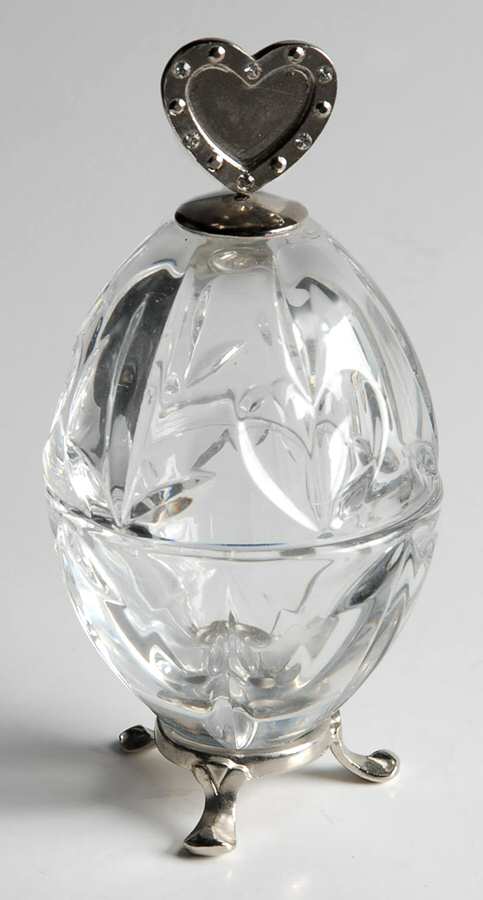 Diamonds & Pearls (Giftware) Mini Egg Box/Frame & Lid by Lenox-1