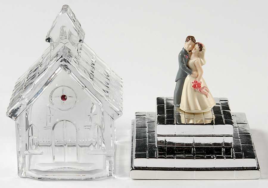 Diamonds & Pearls (Giftware) Our Wedding Day Music Box by Lenox-1