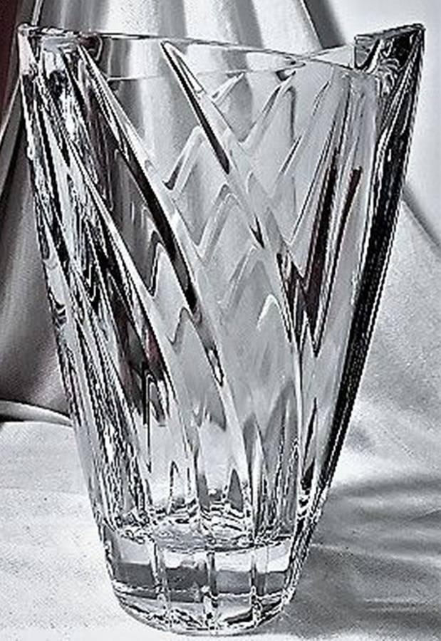 Breezes Collection 9" Flower Vase by Lenox-1