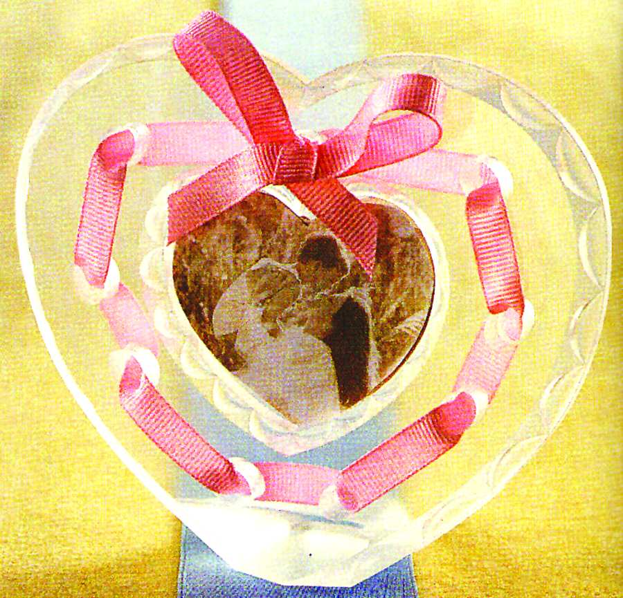 Ribbons and Bows Heart Shape Frame by Lenox-1
