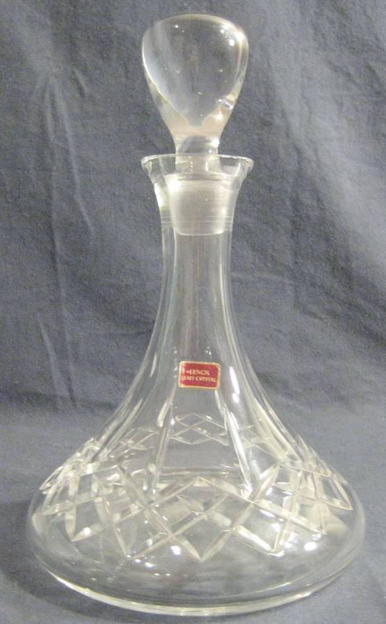 LC68 Decanter & Stopper by Lenox-1