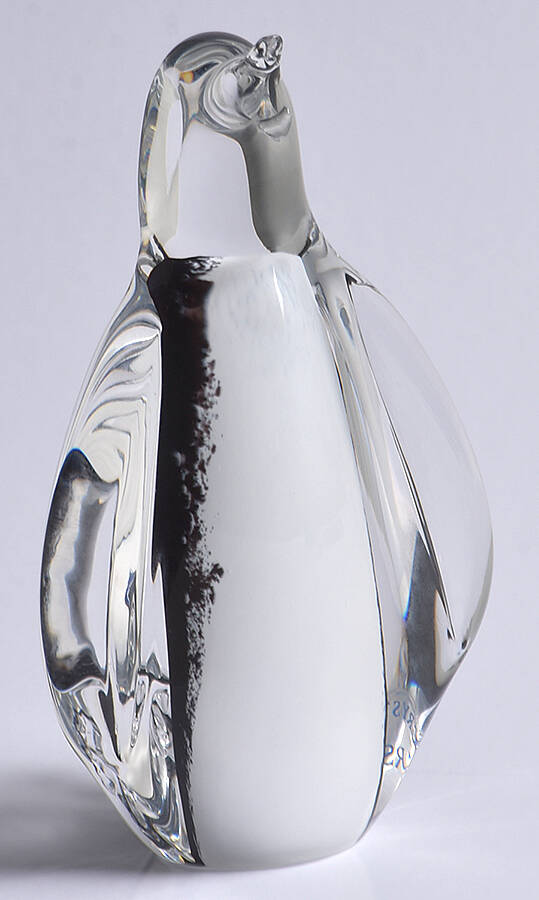 Animals & Figurines Penguin by Larson Glass-1