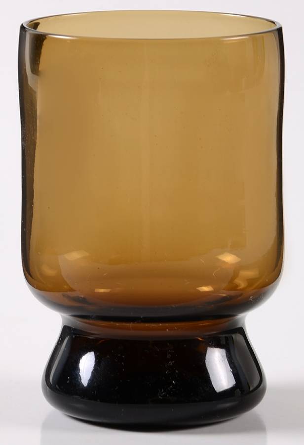 Pueblo Nutmeg Brown Wine Glass by Morgantown-1