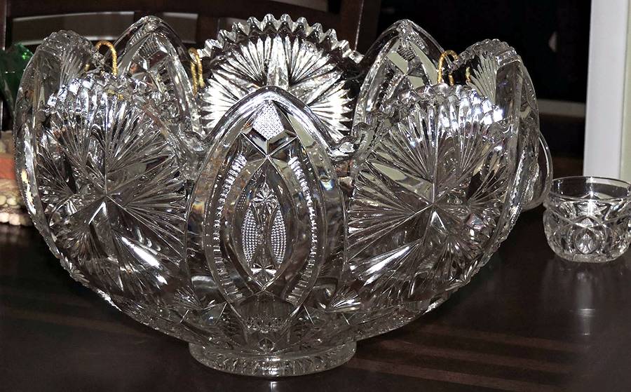 Ohio Star Punch Bowl by Millersburg-1