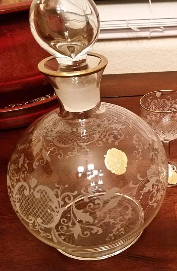MZQ1 Decanter & Stopper by Mozart Crystal-1