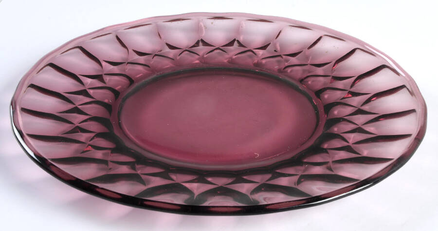Perspective-Plum Luncheon Plate by Noritake-1
