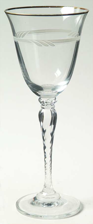 Hospitality (No Go Bnd, Gold Trim) Wine Glass by Oscar de la Renta-1