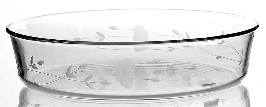 Heritage 2 Quart Round Baker by Princess House-1
