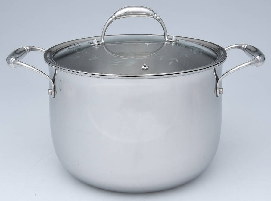 Heritage 8 Quart Metal Stockpot W/Glass Lid by Princess House-1