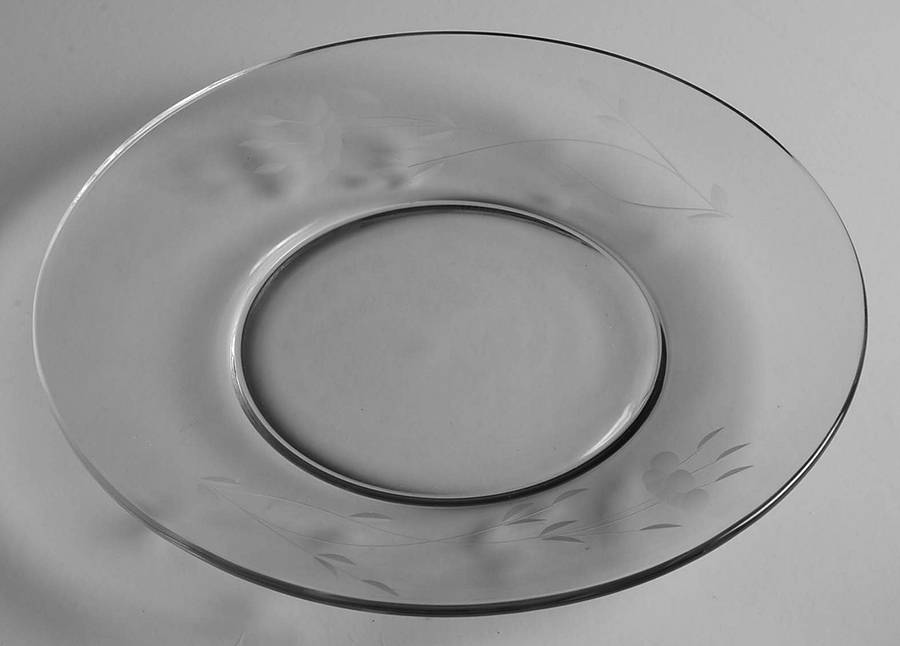 Heritage Luncheon Plate by Princess House-1