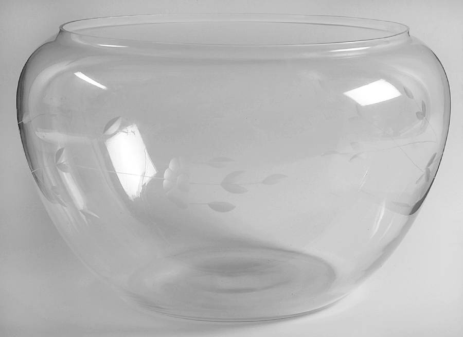 Heritage Punch Bowl by Princess House-1