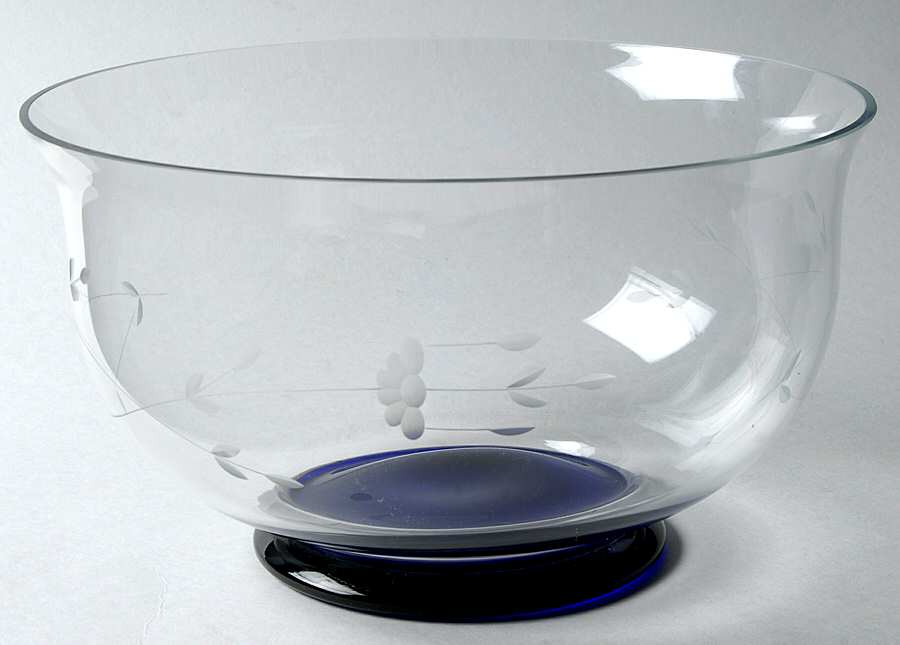 Heritage 10" Revere Bowl by Princess House-1