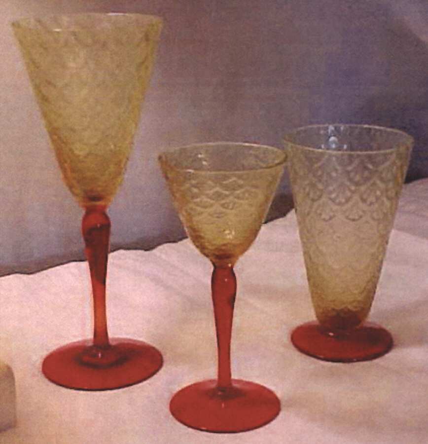 Turkey Tracks Topaz (Red Stem) Water Goblet by Pukeberg Glass-1