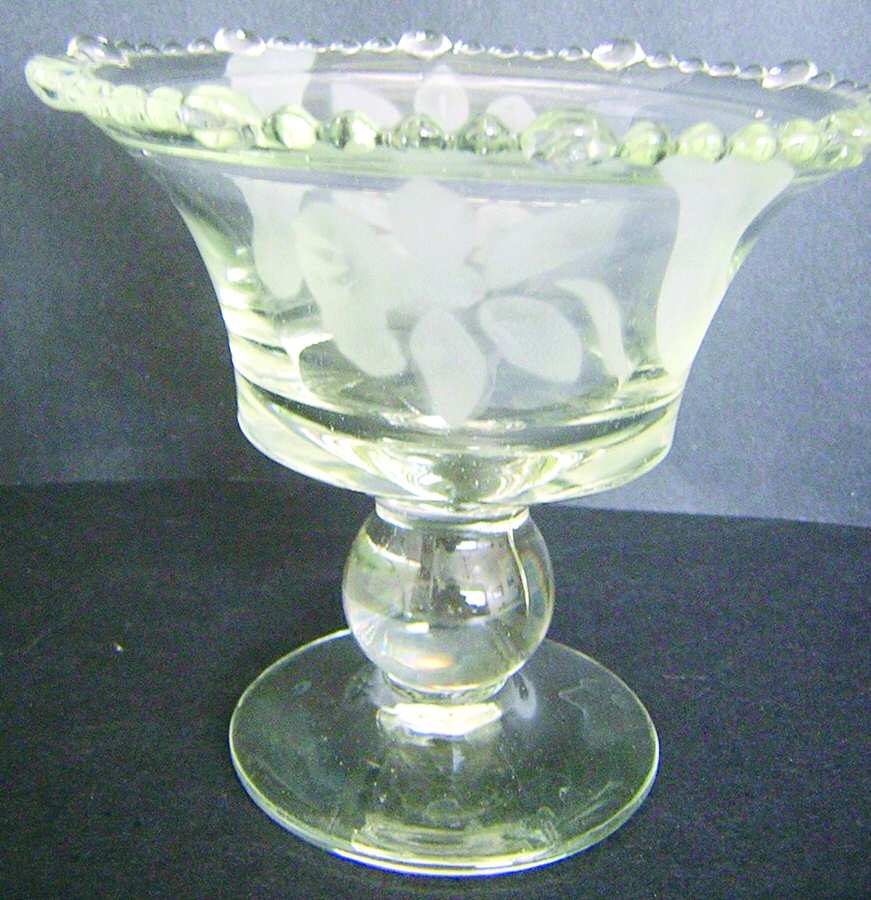 555-4 Candy Box No Lid by Paden City-1