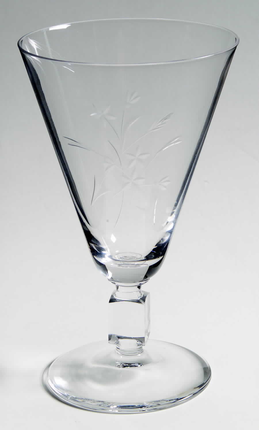 Nydia Starlight Water Goblet by Reizart-1