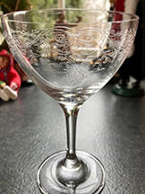 R1N4 Wine Glass by Rona Glassworks-1