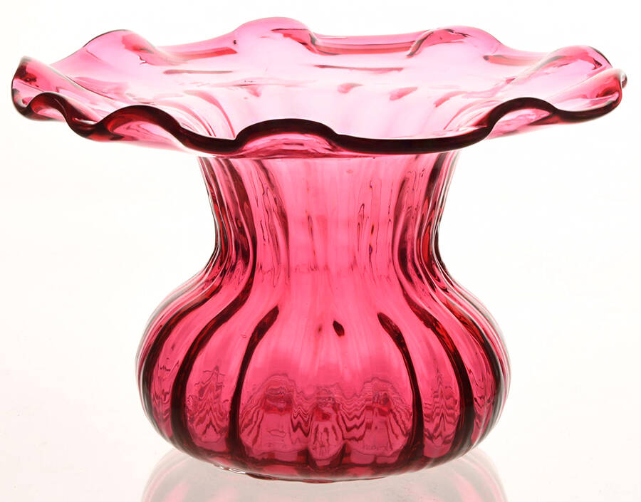 Cranberry 6" Flower Vase by Rossi Canadian Cryst-1