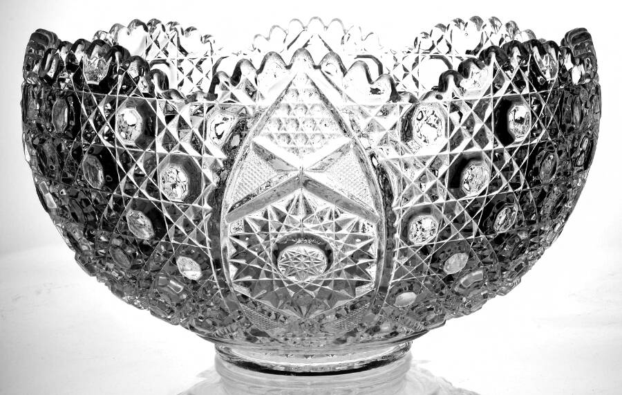 Daisy and Button Clear (Punch Set) Punch Bowl by Smith Glass -1