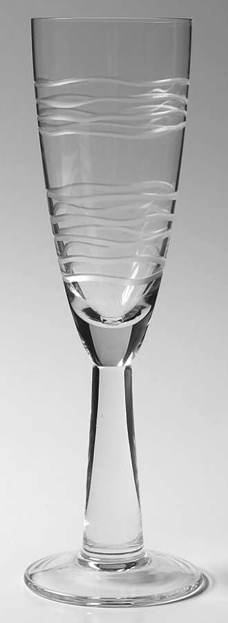 Groove Fluted Champagne by Sasaki-1