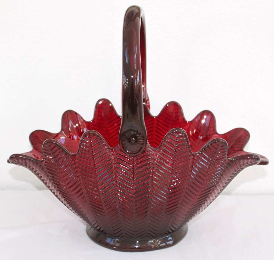 177-1 11" Basket by Smith Glass -1