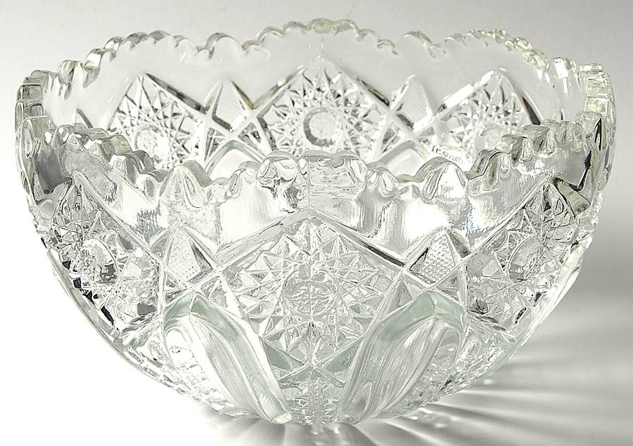 Quintec White Carnival 8" Round Bowl by Smith Glass -1