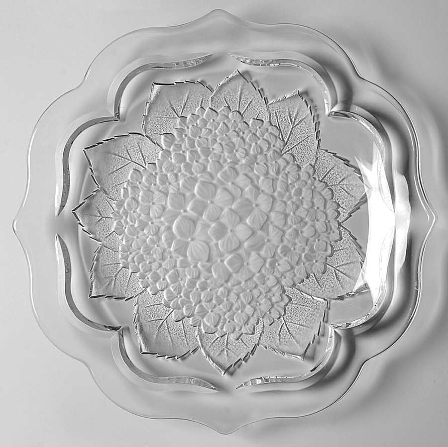 Hydrangea 12" Sandwich Plate by Studio Nova-1