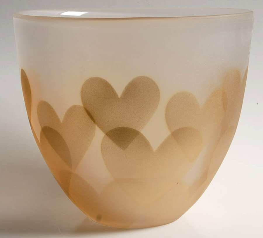 Love 6" Round Bowl by Sea Glasbruk-1