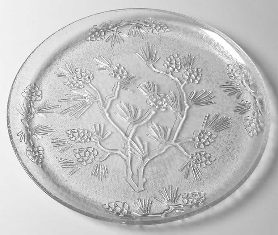 Ponderosa Pine Serving Plate by Tiara-1