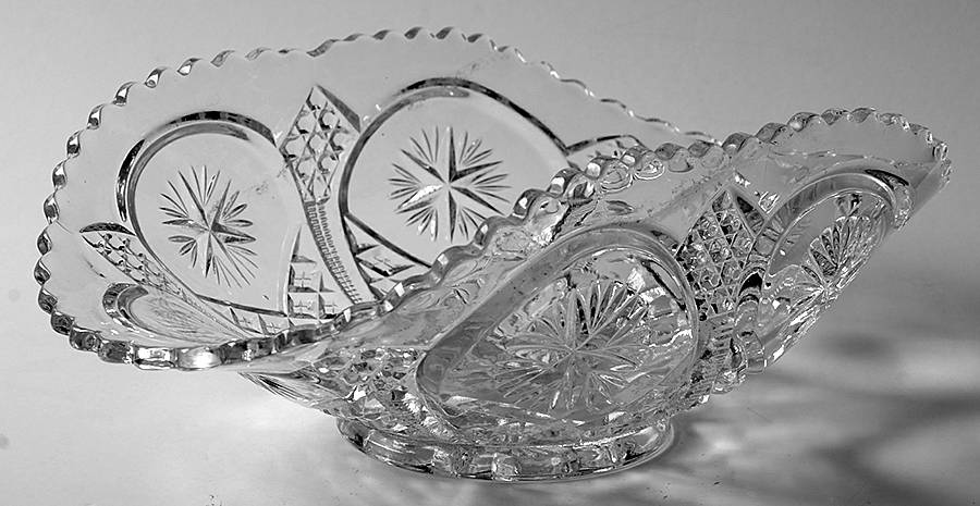 Ornate Star Banana Bowl by Tarentum-1