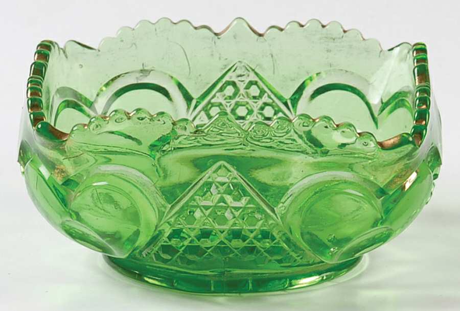 Heart with Thumbprint Green (Emerald) 4" Berry Bowl by Tarentum-1