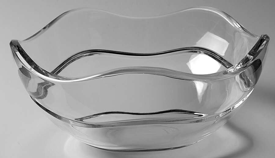 Wave 9" Round Bowl by Tiffany-1
