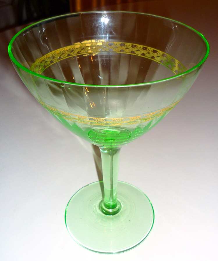 Decoration 613 Green (Lt Emerald Green) Champagne/Tall Sherbet by Cambridge-1