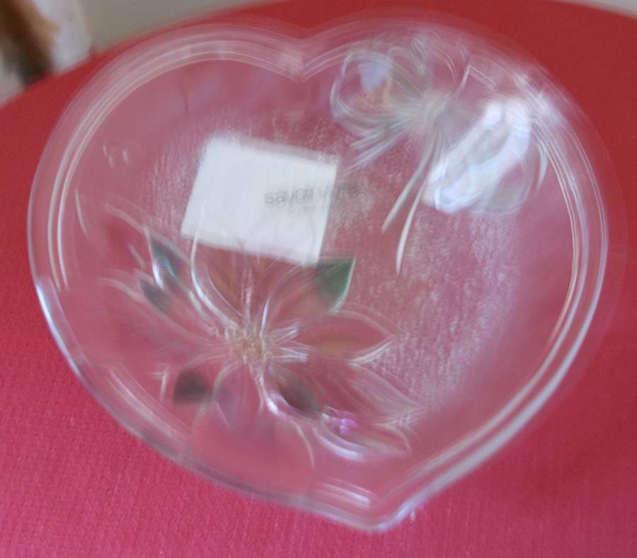 Holiday Sprit Heart Dish by Savoir Vivre-1