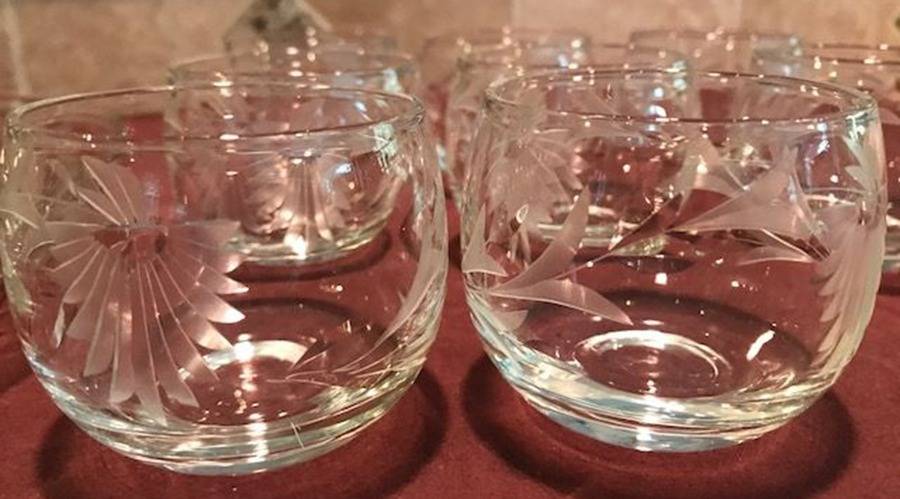 Japanese Lily Punch Cup by Valcraft-1