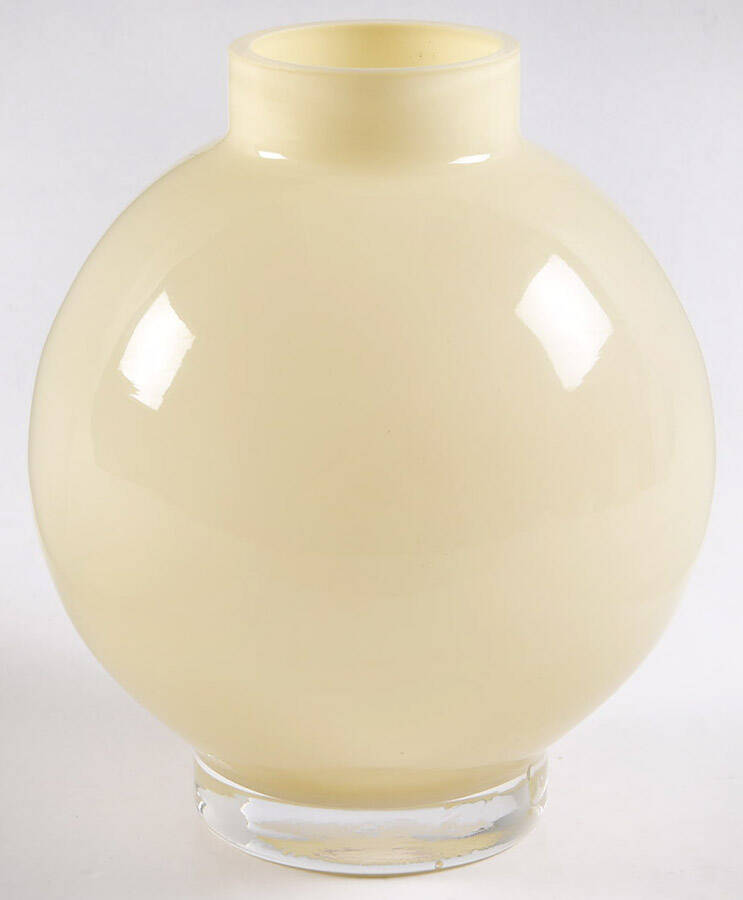 Giftware Fishbowl Vase by Vera Wang Crystal-1