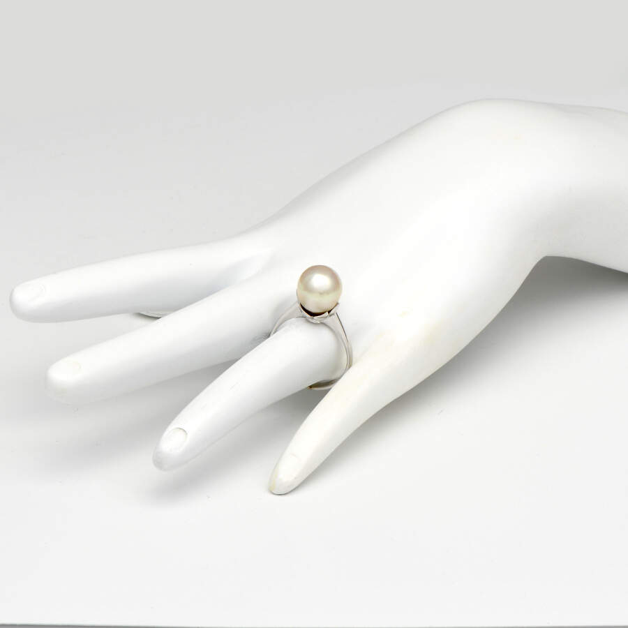 18KW Cultured Pearl (10.5mm) Ring-5