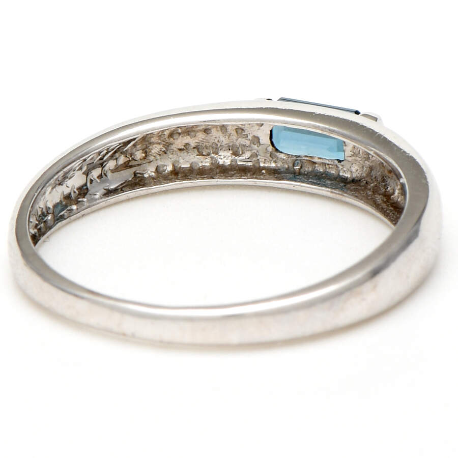10KW London Blue Topaz (0.30) East-West Band Ring-2