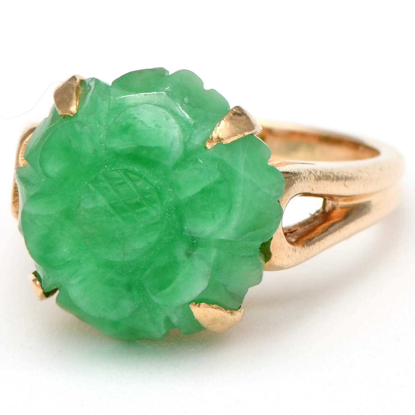14KY Vintage 1940s Green Jade Carved Flower Ring-1