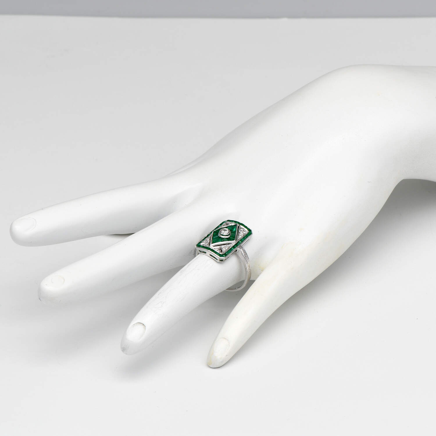 18KW Art Deco Emerald(1.38) & Diamond(0.18) Shield Ring-6