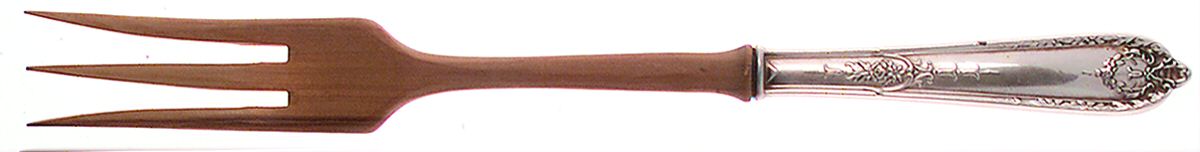 Della Robbia (Sterling, 1922, No Monograms) Salad Serving Fork with Wooden Prongs by Alvin-1
