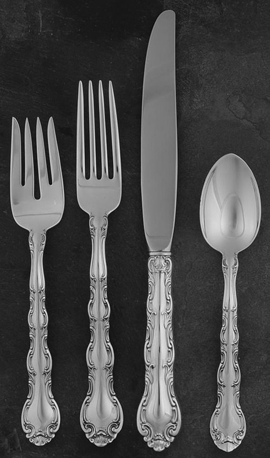 French Scroll (Sterling, 1953) 4 Piece Place Size Setting by Alvin-1