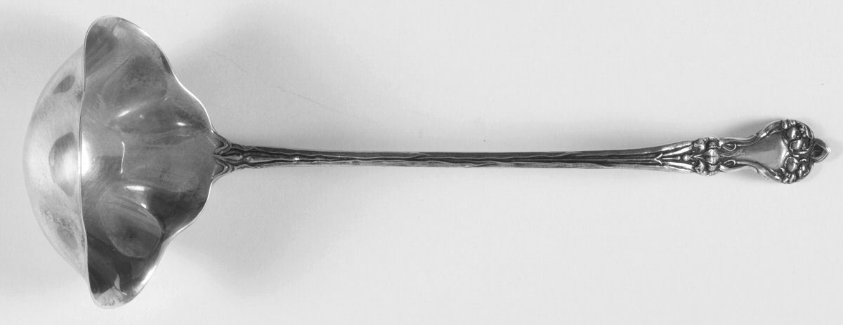 Majestic (Sterling, 1900, No Monograms) Bouillon Ladle by Alvin-1