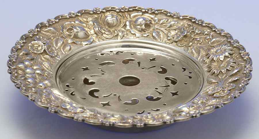 Repousse (Sterling, Hollowware) Round Open Butter with Strainer by AG Schultz-1