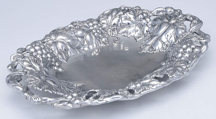 Grape (Aluminum, Hollowware) 13" Oval Tray by Arthur Court-1