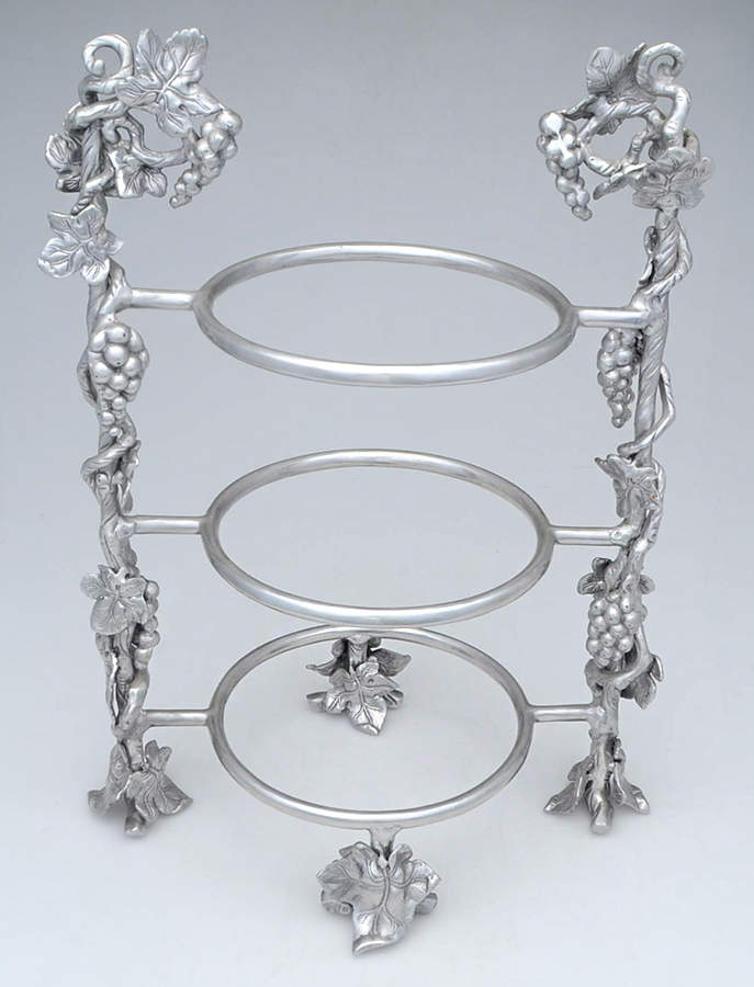 Grape (Aluminum, Hollowware) Dinner Plates Caddy by Arthur Court-1