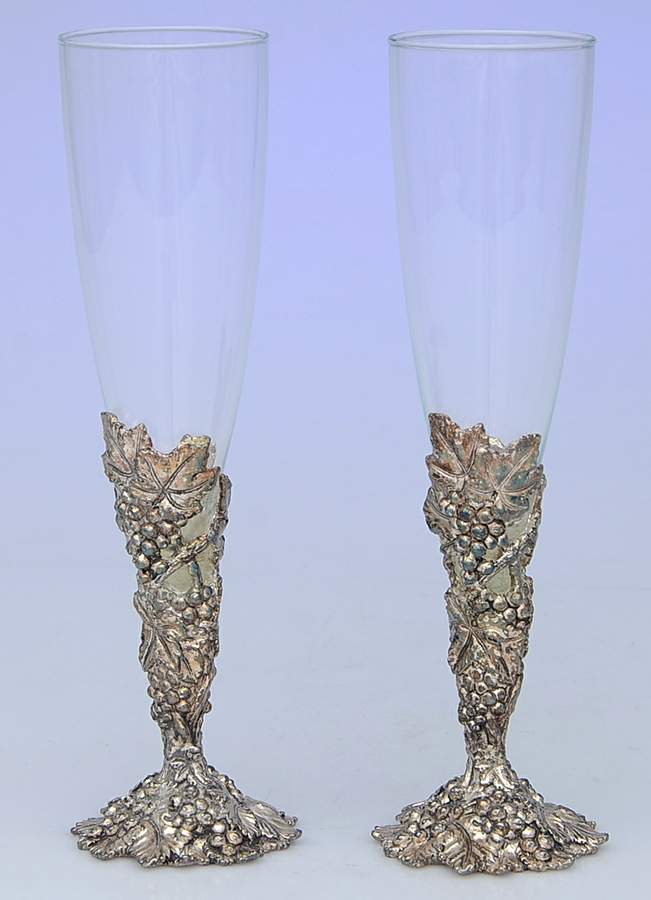 Grape (Aluminum, Hollowware) (Set of 2) Glass Champagne Flute w/Case by Arthur Court-1